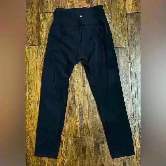 LULULEMON Legging with Stitching in Black - Picture 7 of 8